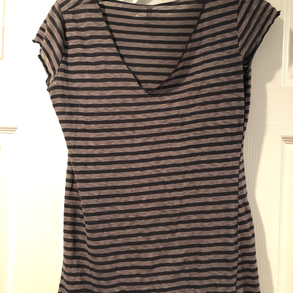 Striped top🥑🥑🥑